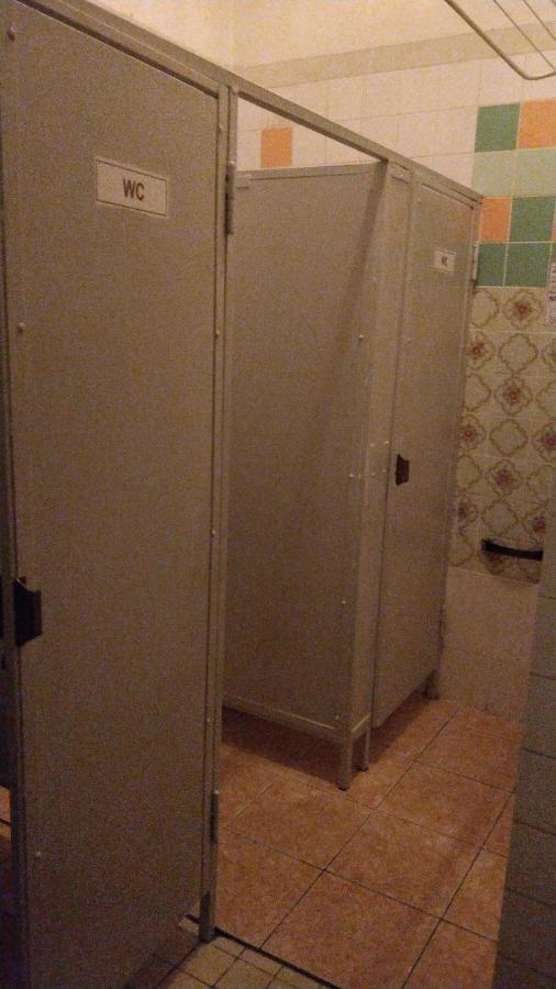 Prague "Above Train Central" Hostel Extérieur photo